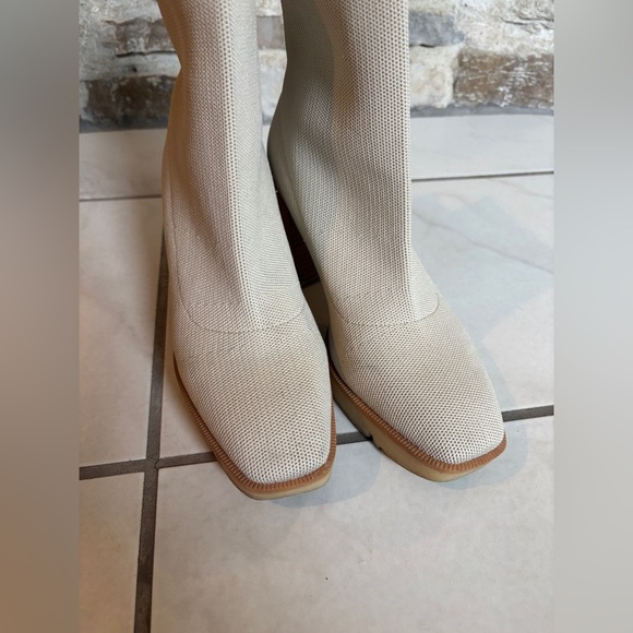 Mi.iM Shoes - Mi.im Beige Knit Platform Boots Size 8m